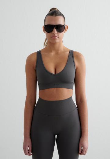 Спортивный бюстгальтер