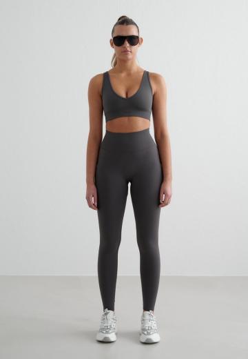 Спортивный бюстгальтер