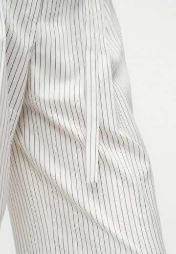 Прямые брюки