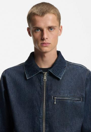 Джинсовая куртка