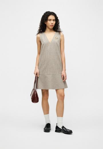 Короткое платье