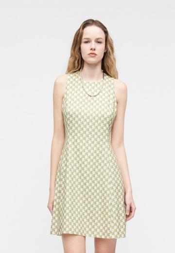 Короткое платье