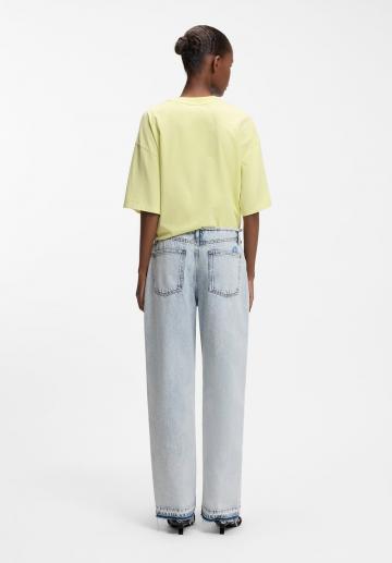 Прямые джинсы