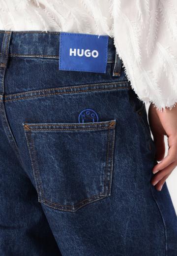 Прямые джинсы