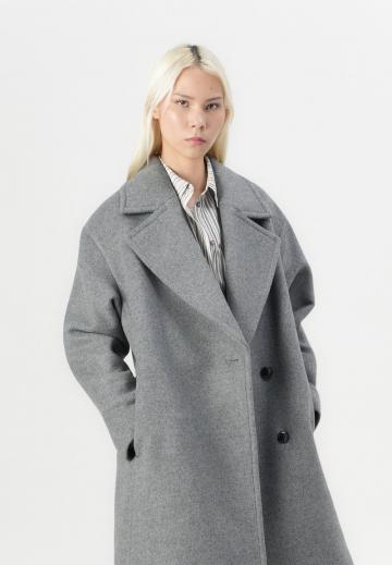 Шерстяное пальто