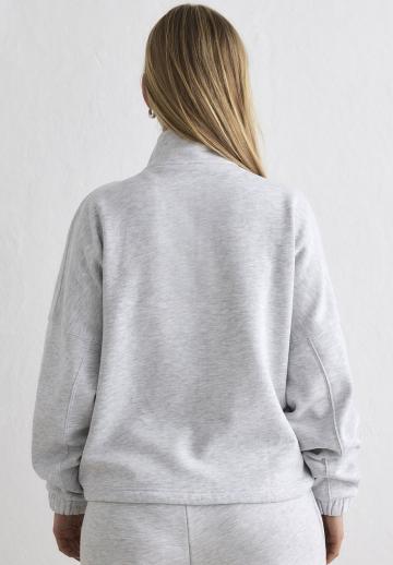 Спортивная толстовка