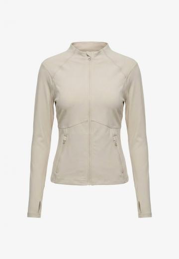 Спортивная куртка