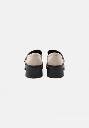 Полуботинки