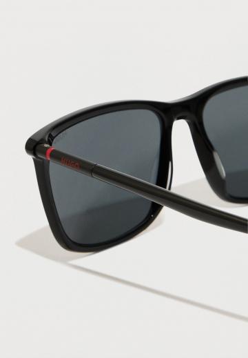 Солнечные очки