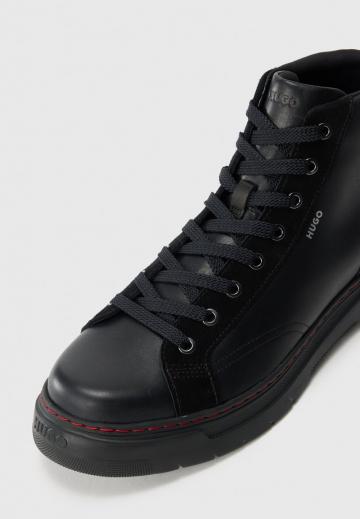 Ботинки на шнуровке