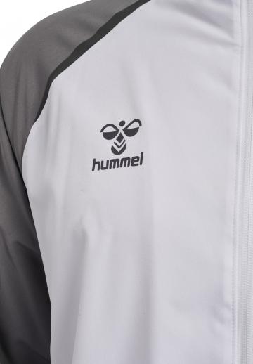 Спортивная куртка