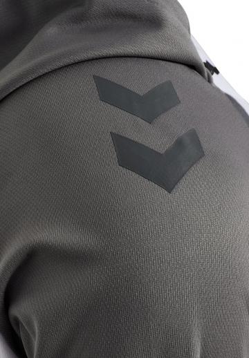 Спортивная кофта