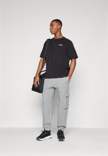 Спортивные штаны