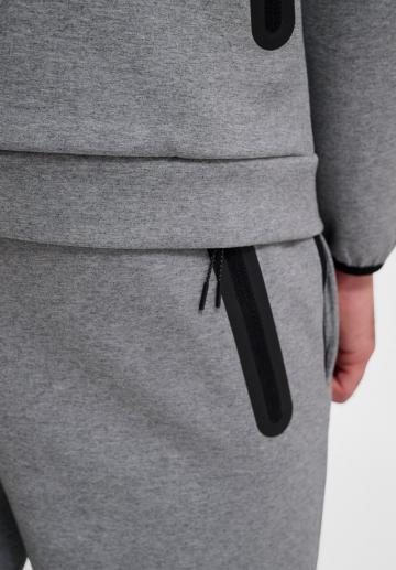 Спортивные штаны