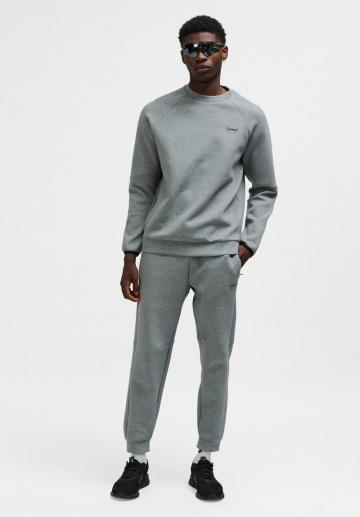 Спортивная кофта