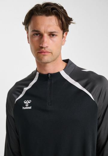 Спортивная кофта