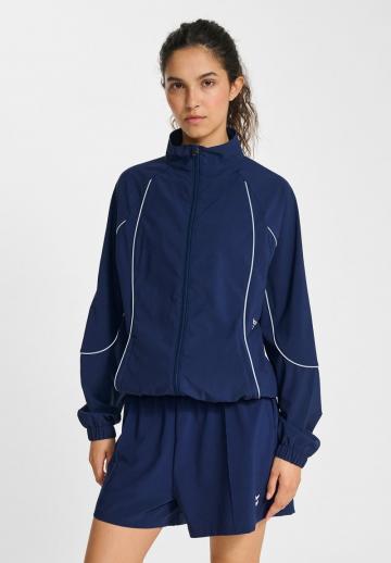 Спортивная куртка