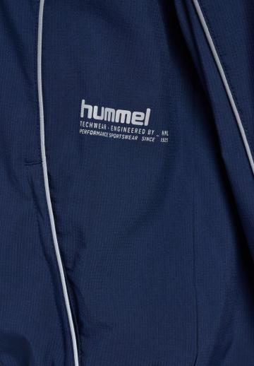 Спортивная куртка