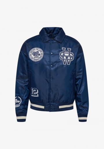 Спортивная куртка