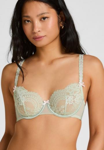 Бюстгальтер