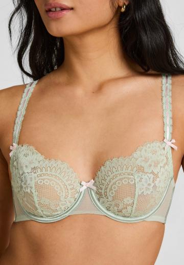 Бюстгальтер