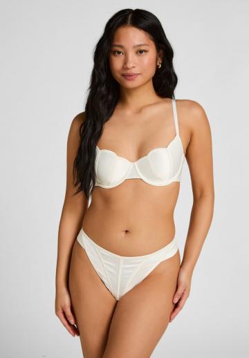 Бюстгальтер на косточках