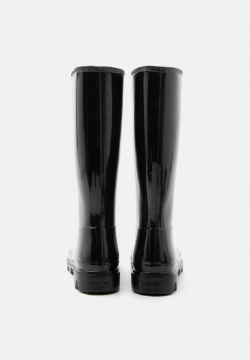 Резиновые сапоги