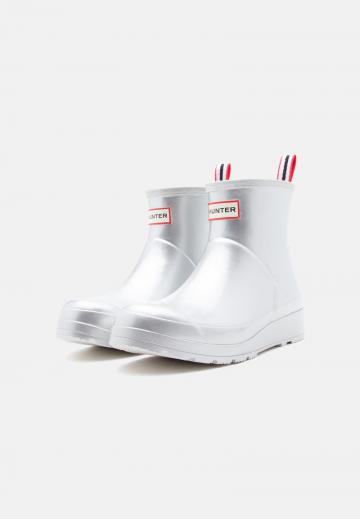 Резиновые сапоги