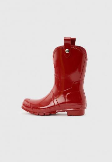 Резиновые сапоги