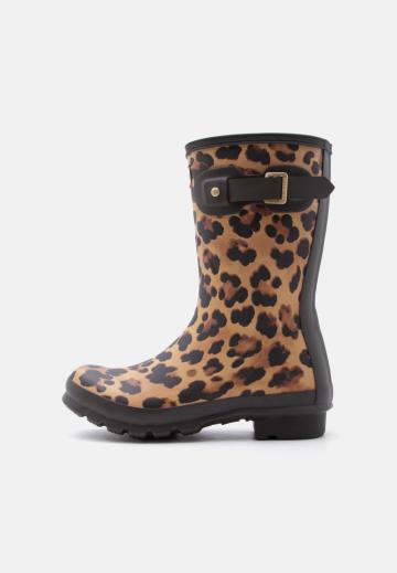 Резиновые сапоги