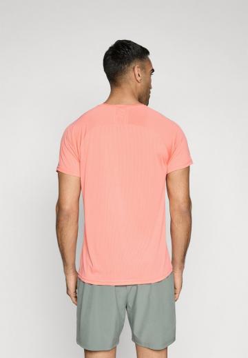 Спортивная майка