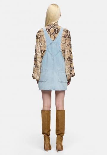 Джинсовый комбинезон