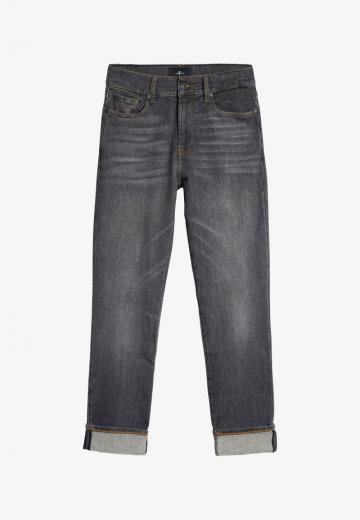 Короткие джинсы