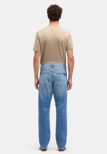 Прямые джинсы