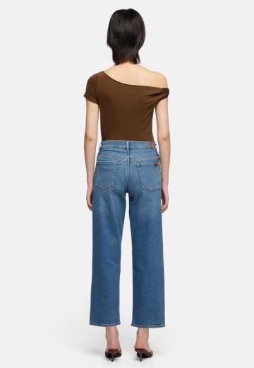 Прямые джинсы