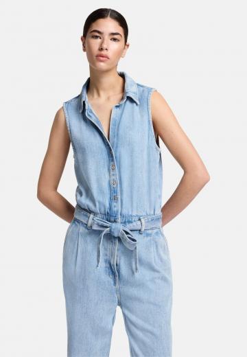 Джинсовый комбинезон