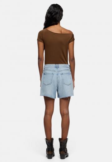 Джинсовые шорты