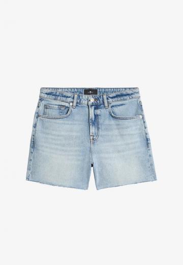 Джинсовые шорты