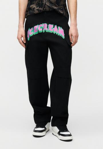 Брюки с накладными карманами