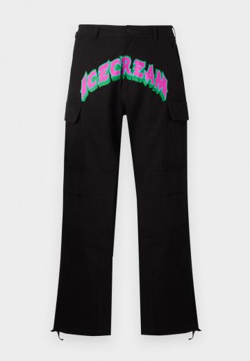 Брюки с накладными карманами