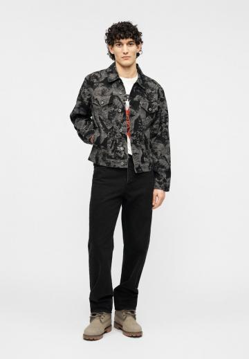 Джинсовая куртка