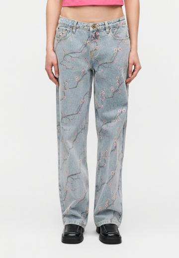 Свободные джинсы