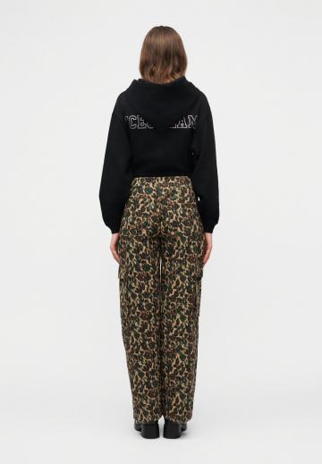 Свободные джинсы