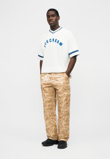 Брюки с накладными карманами