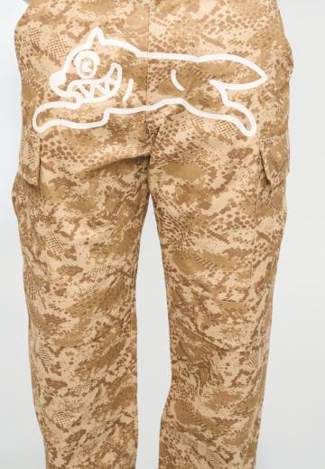 Брюки с накладными карманами