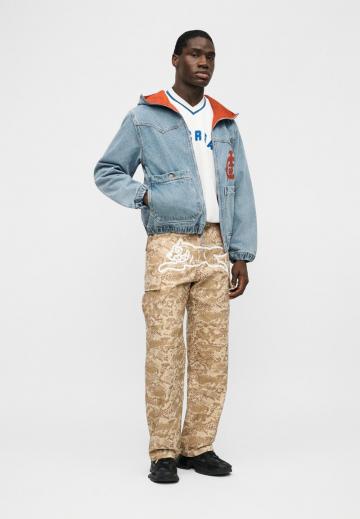 Джинсовая куртка