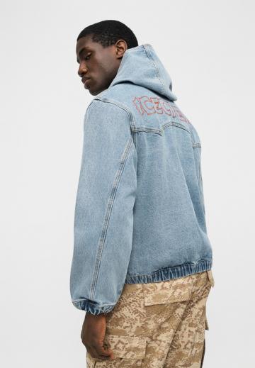 Джинсовая куртка