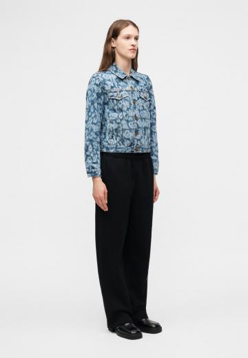 Джинсовая куртка