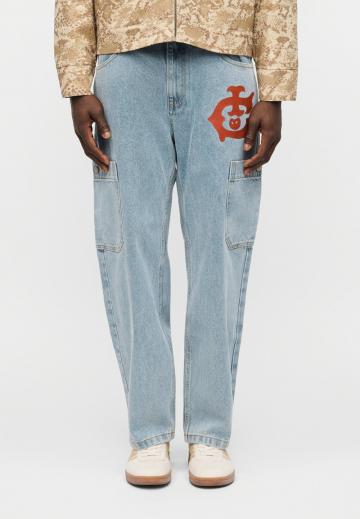 Прямые джинсы