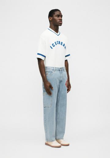 Прямые джинсы